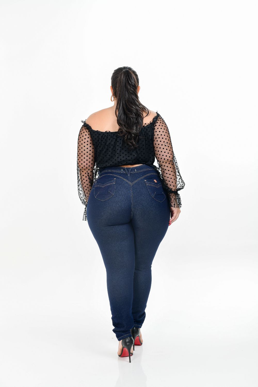 Calça Feminina Jeans Skinny Plus Size Cintura Alta Detalhe Bordado no Cós