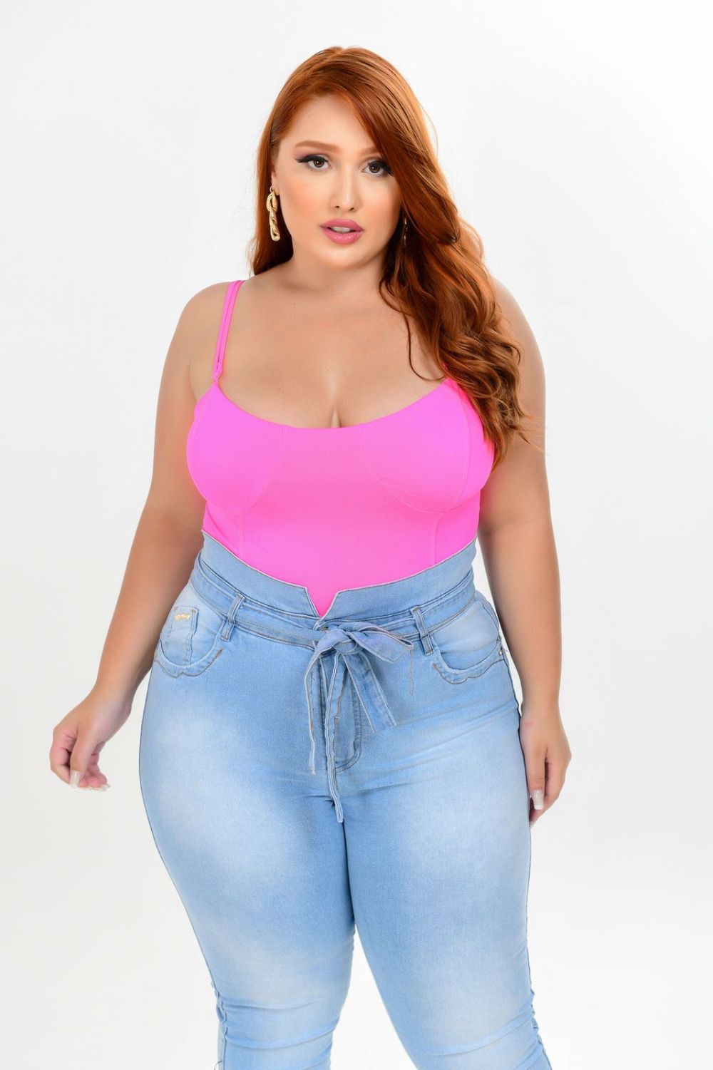 Calça Feminina Jeans Skinny Plus Size Cintura Alta Com Lycra Delavê
