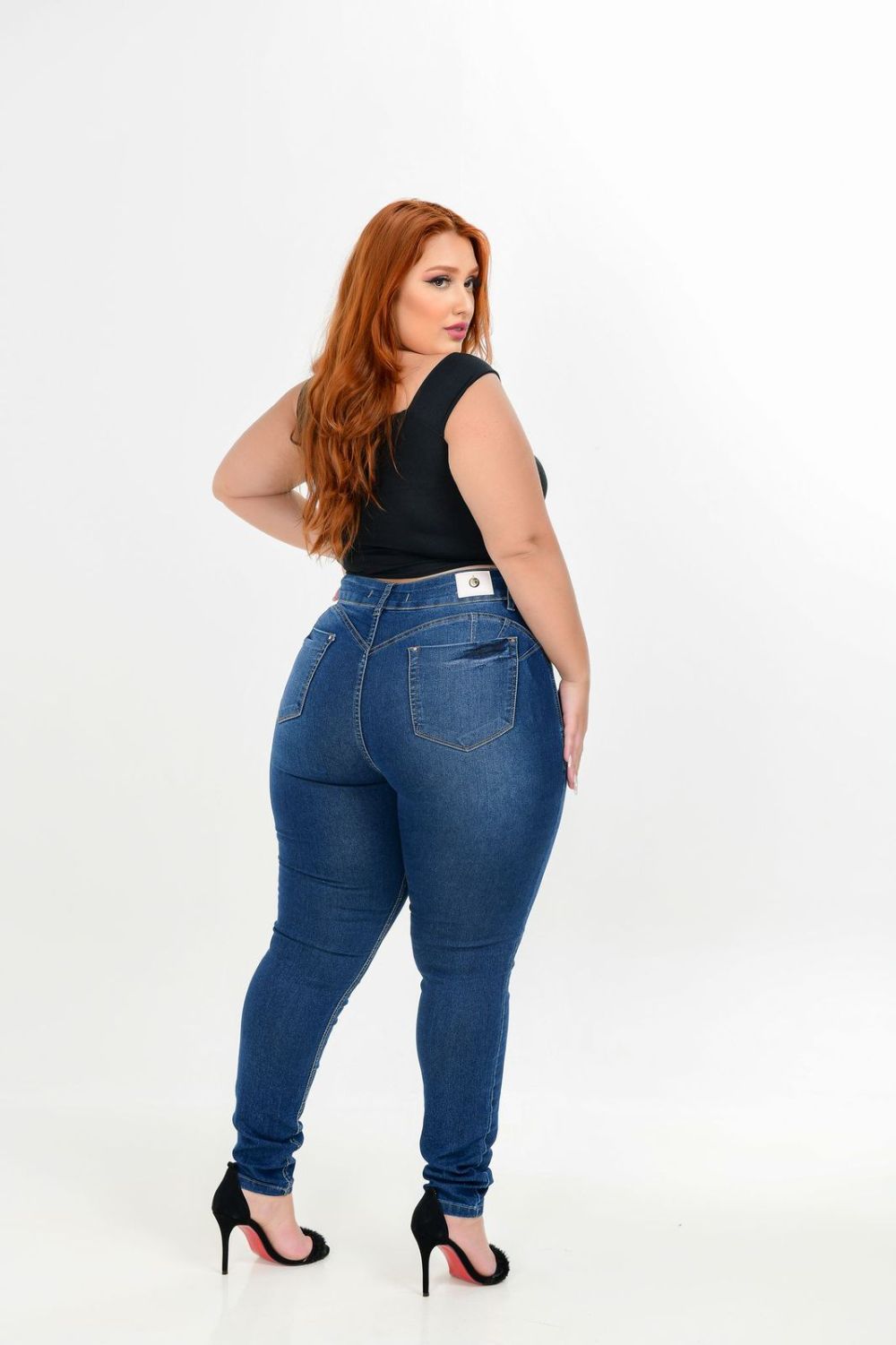 Calça Feminina Jeans Skinny Cintura Média Com Lycra Cinta Modeladora