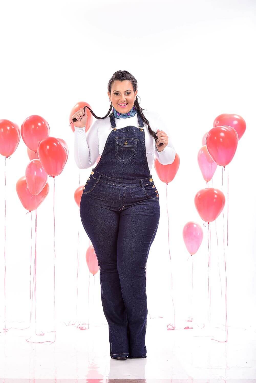 Macacão Feminino Jeans Flare Plus Size Cintura Média Xtracharmy