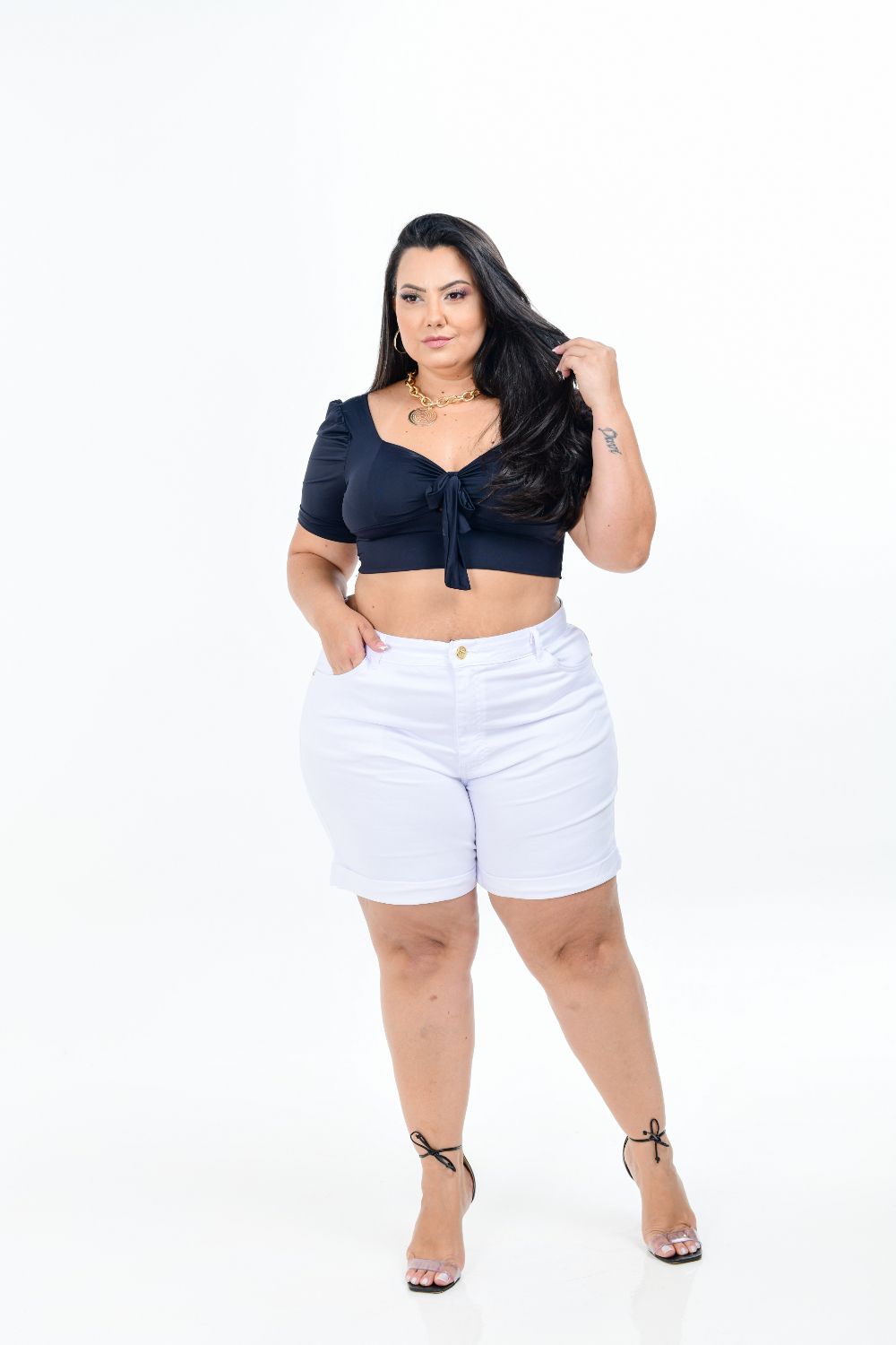 Shorts Feminino Sarja Branca Plus Size Com Lycra Cintura Alta