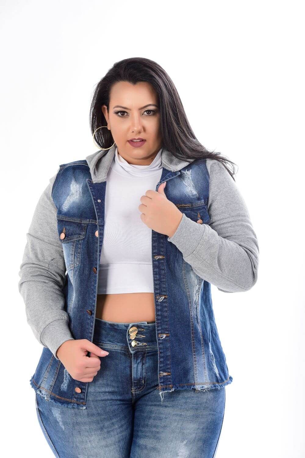 Jaqueta Jeans Feminina Plus Size Com Manga De Moletom