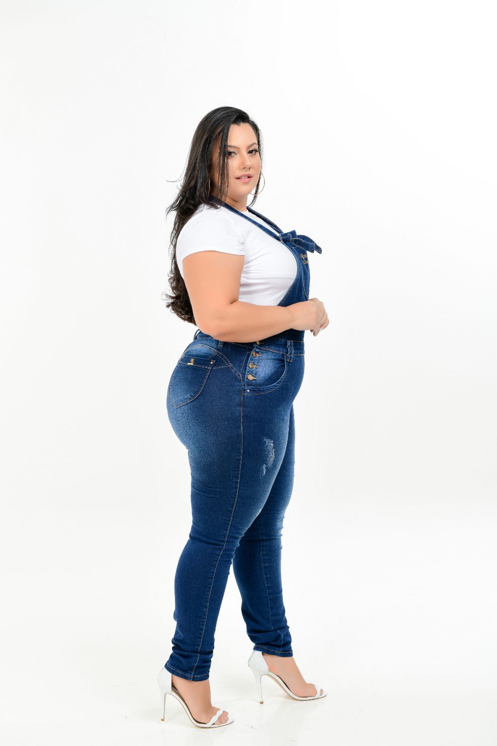 Macacão Feminino Jeans Skinny Plus Size Com Lycra Cintura Média